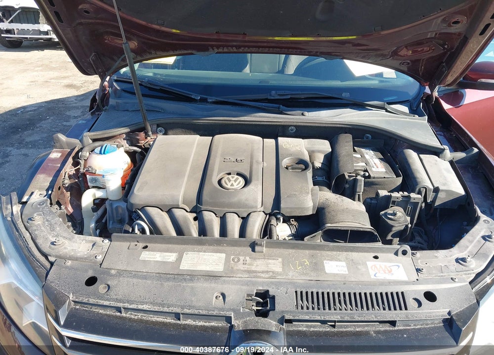 2014 VOLKSWAGEN PASSAT 2.5L S VIN: 1VWAP7A39EC024544