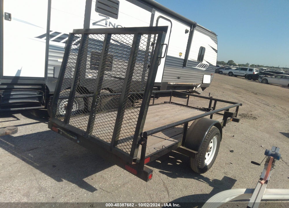 2015 BIG TEX TRAILER CO INC --- VIN: 16VAX1011F2086337