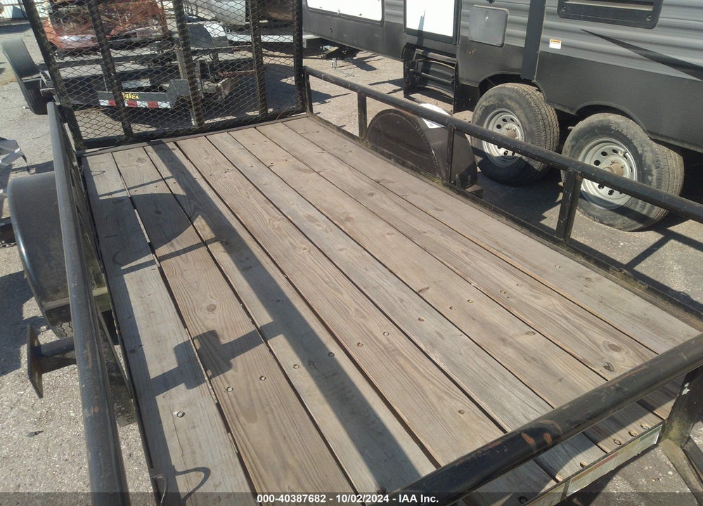 2015 BIG TEX TRAILER CO INC --- VIN: 16VAX1011F2086337