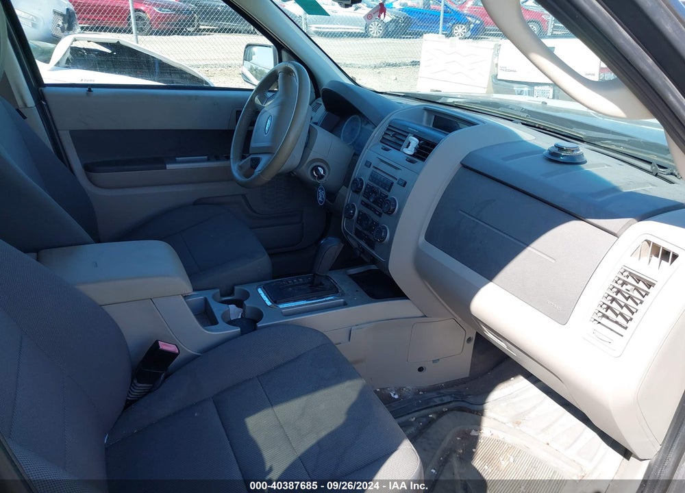 2010 FORD ESCAPE XLT VIN: 1FMCU9DG0AKB27734