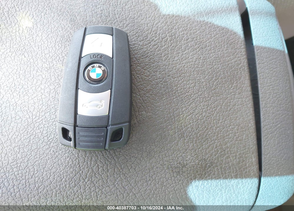 2009 BMW 528I VIN: WBANU53599C120659