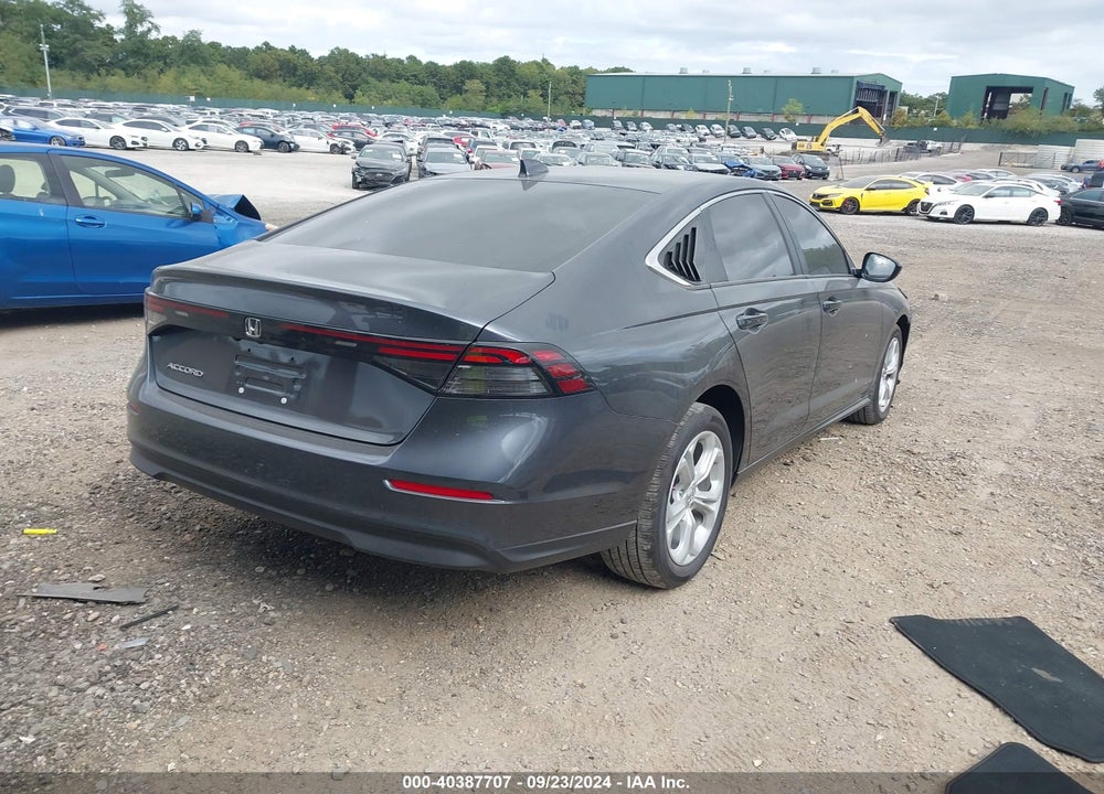 2024 HONDA ACCORD LX VIN: 1HGCY1F2XRA072143