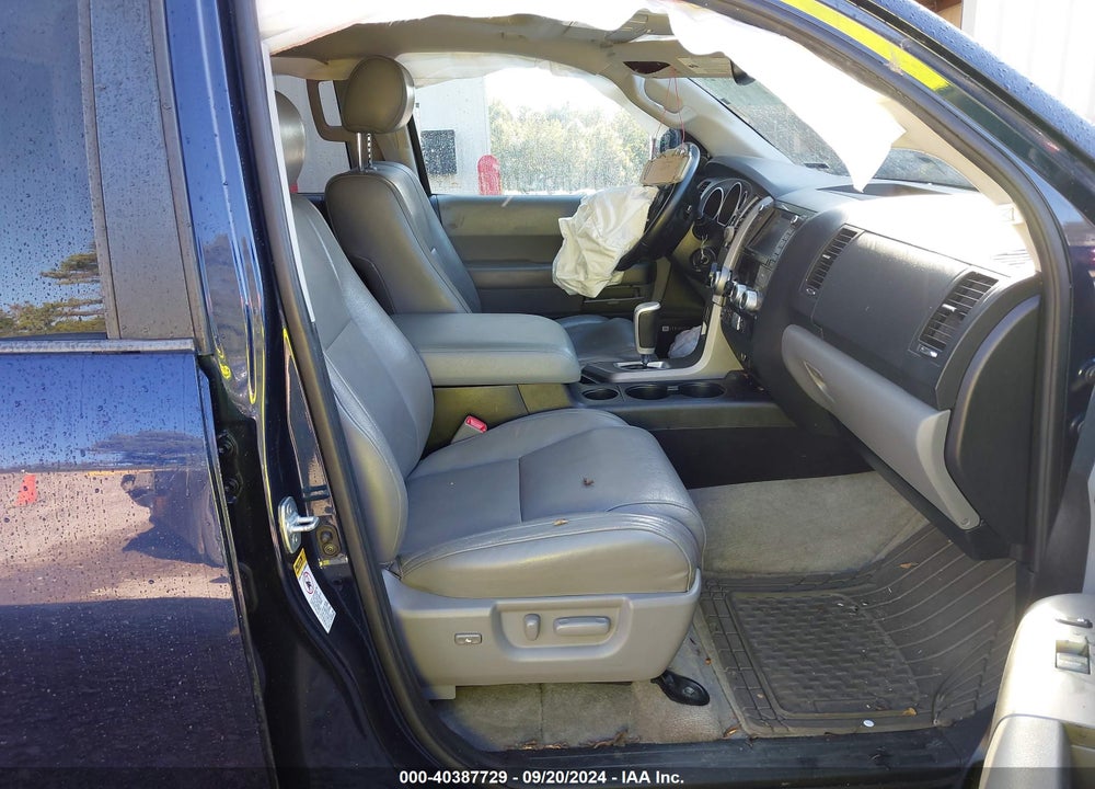 2010 TOYOTA SEQUOIA LIMITED 5.7L V8 VIN: 5TDKY5G18AS029449