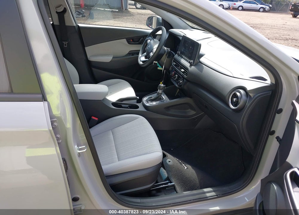 2022 HYUNDAI KONA SEL VIN: KM8K6CAB4NU864019