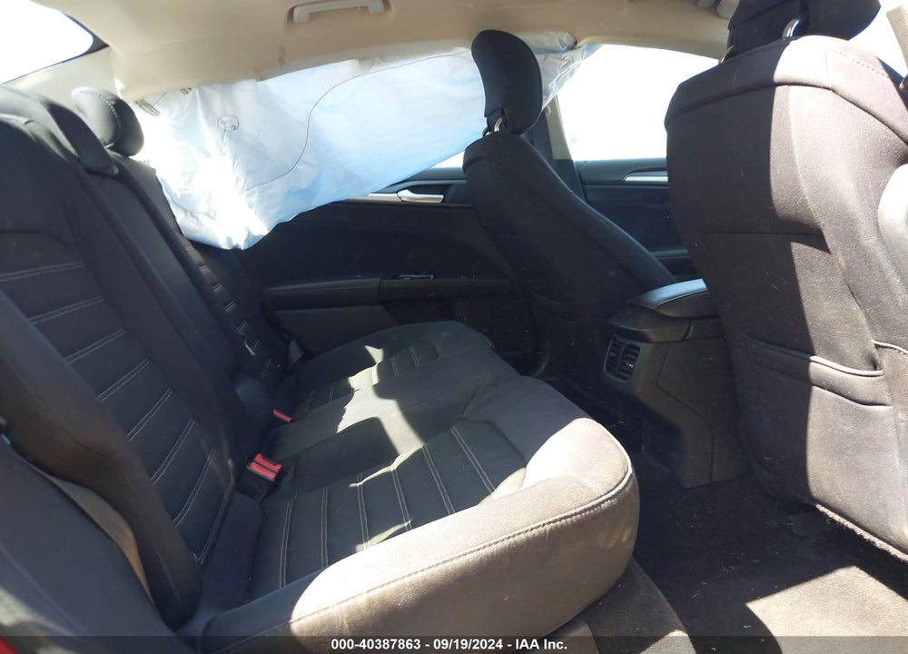 2013 FORD FUSION SE VIN: 3FA6P0H70DR213890