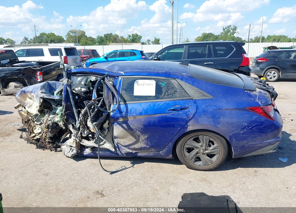 2021 HYUNDAI ELANTRA SEL VIN: 5NPLS4AG4MH032551