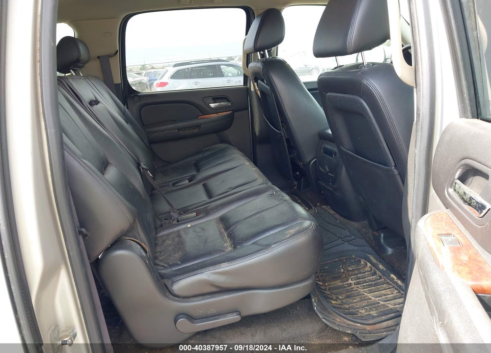 2009 CHEVROLET SUBURBAN 1500 LT2 VIN: 1GNFK26379R281456
