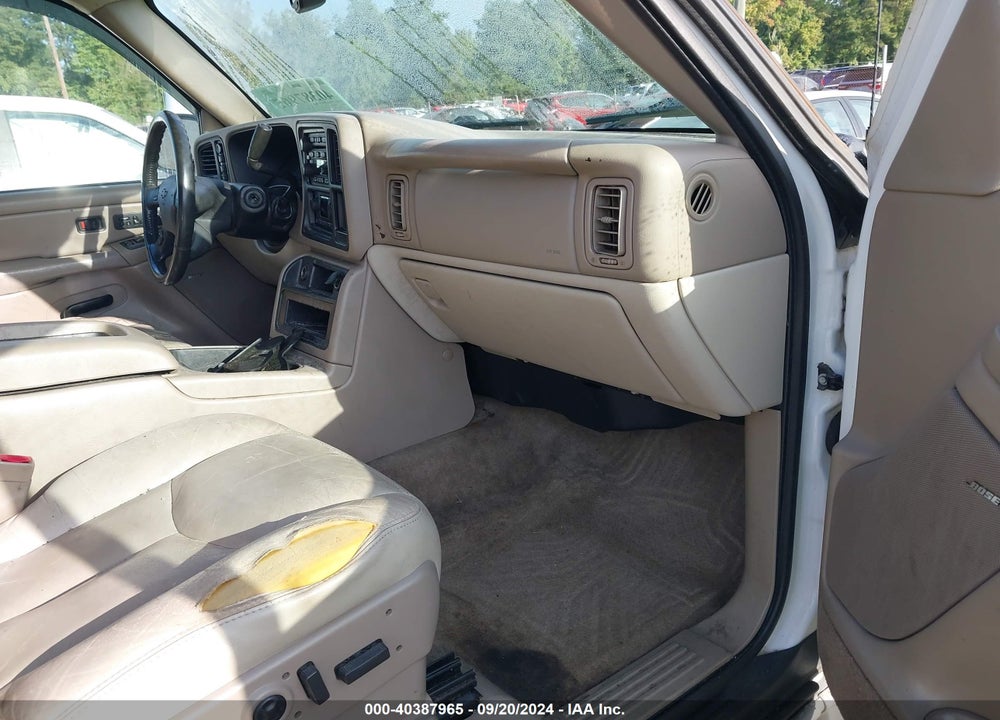 2004 CHEVROLET TAHOE Z71 VIN: 1GNEK13Z94R138015