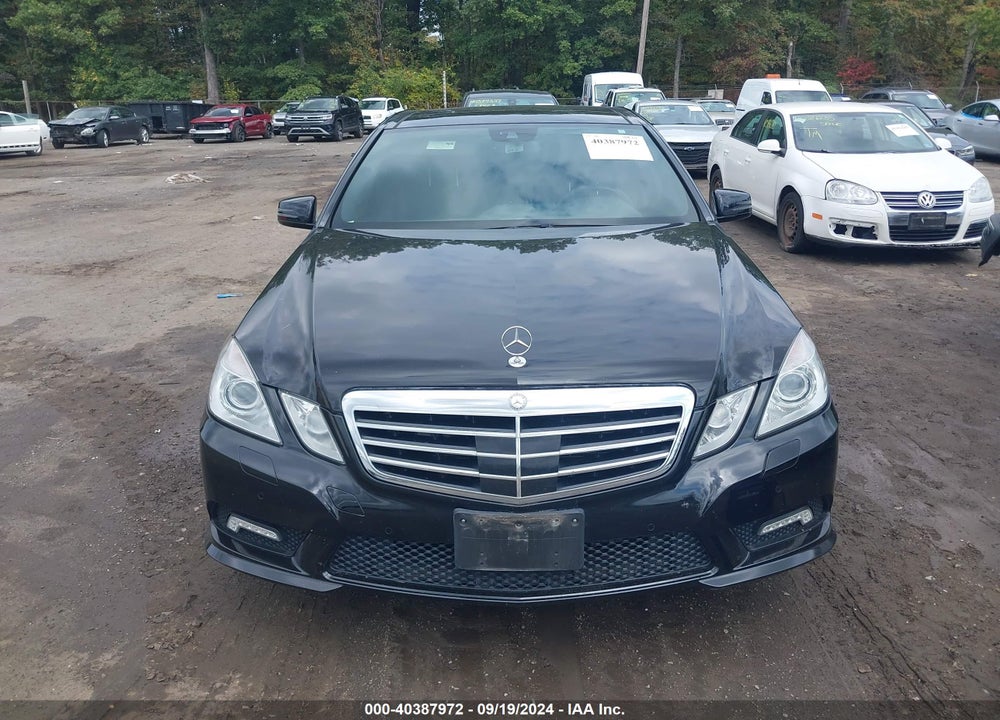 2011 MERCEDES-BENZ E 550 4MATIC VIN: WDDHF9AB7BA363548