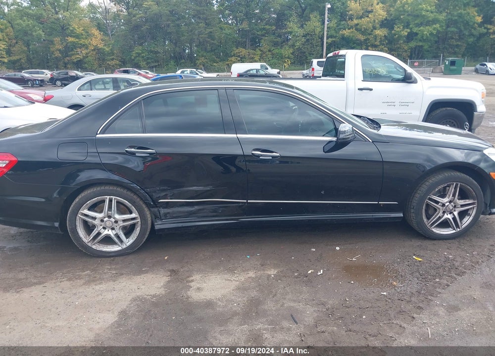 2011 MERCEDES-BENZ E 550 4MATIC VIN: WDDHF9AB7BA363548