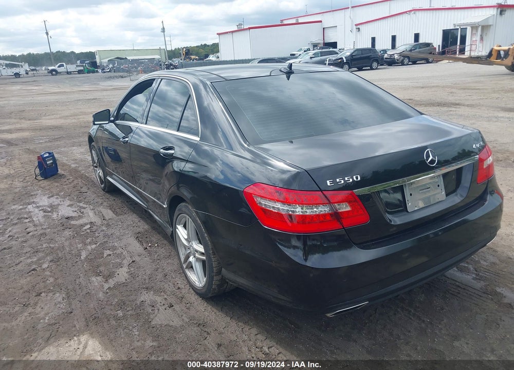 2011 MERCEDES-BENZ E 550 4MATIC VIN: WDDHF9AB7BA363548
