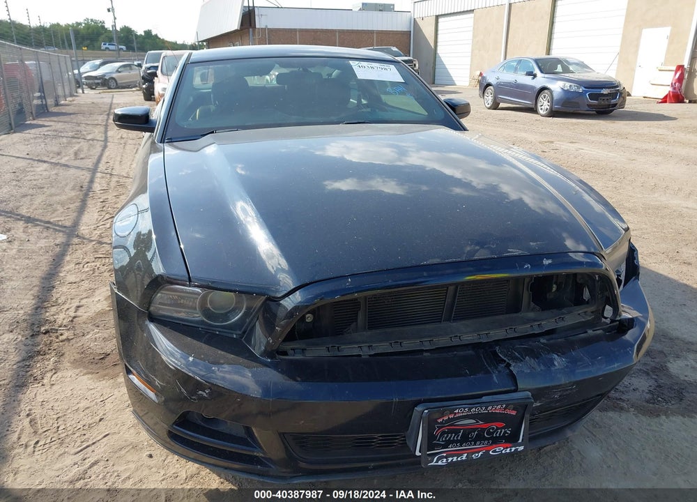 2014 FORD MUSTANG V6 VIN: 1ZVBP8AM4E5231205