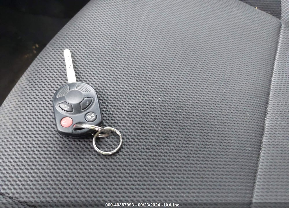 2014 FORD FOCUS SE VIN: 1FADP3F23EL187009