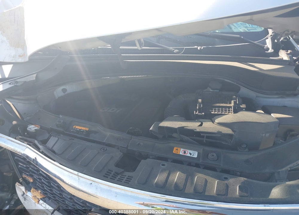 2014 KIA SORENTO LX VIN: 5XYKTCA69EG527086
