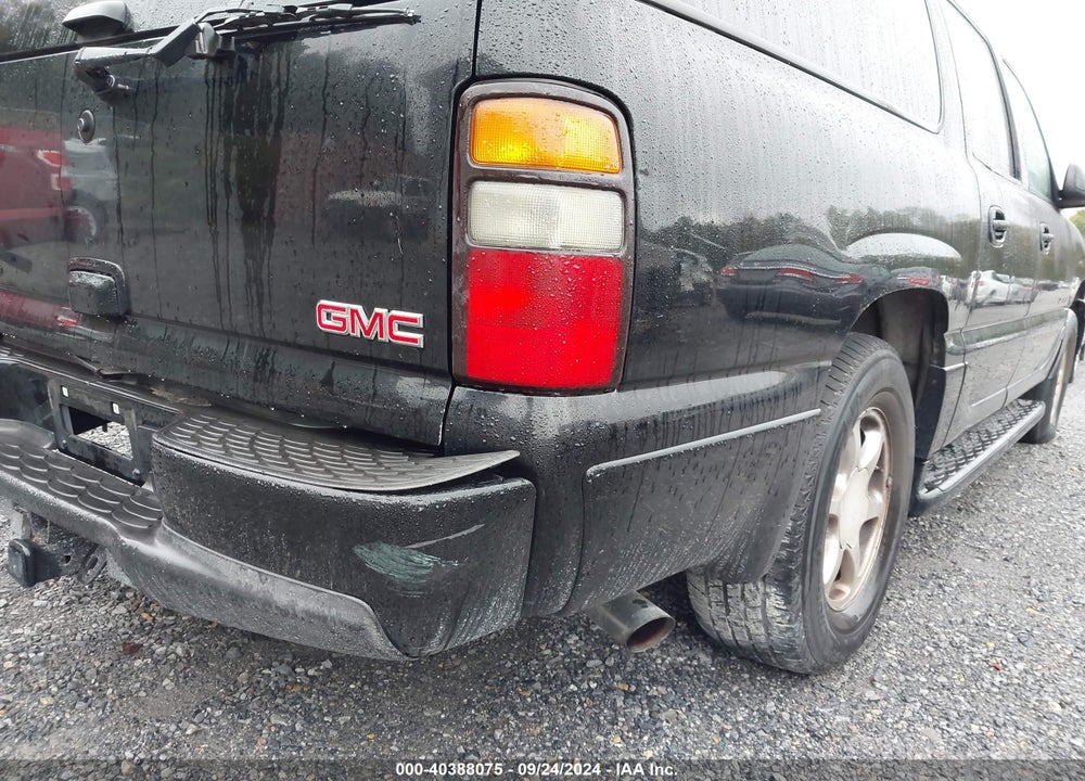 2005 GMC YUKON XL 1500 DENALI VIN: 1GKFK66U35J266328