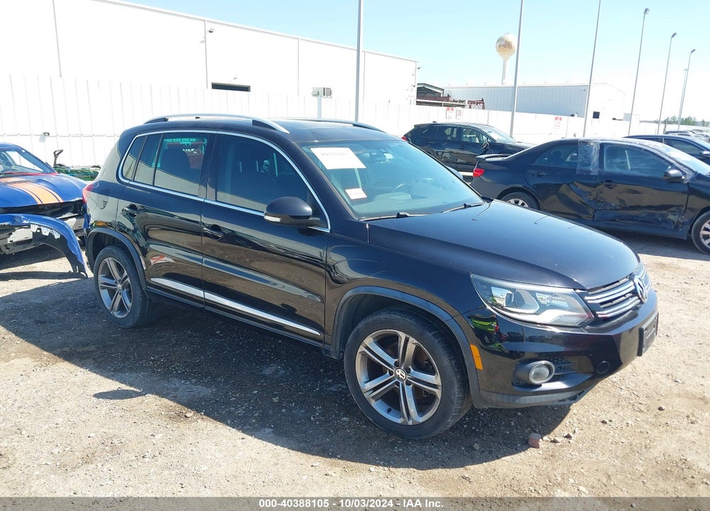 2017 VOLKSWAGEN TIGUAN 2.0T SPORT VIN: WVGTV7AXXHW504112