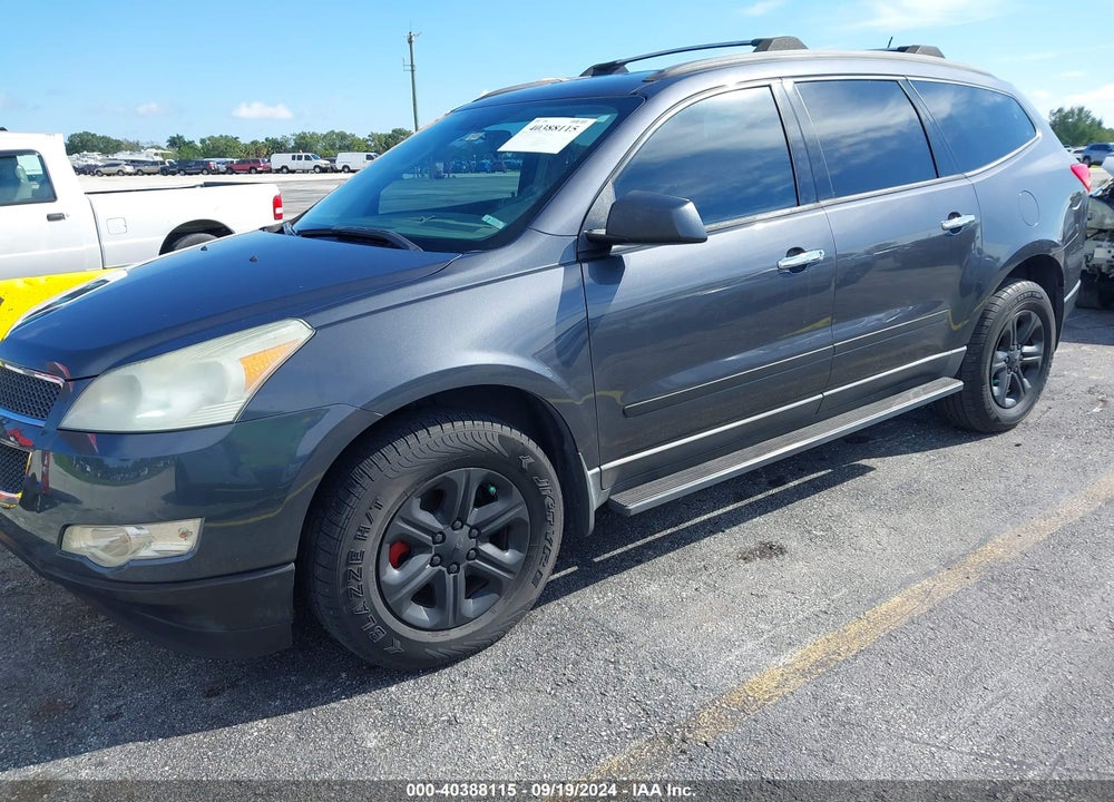 2011 CHEVROLET TRAVERSE LS VIN: 1GNKREED4BJ331241