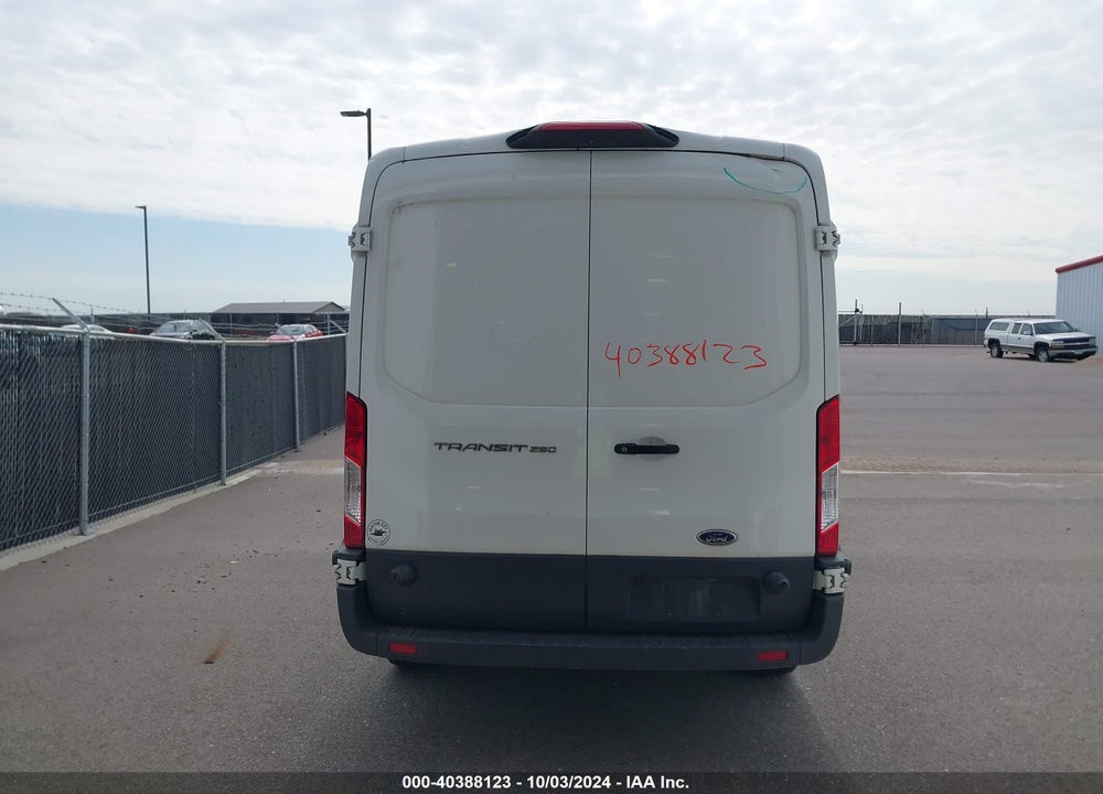 2018 FORD TRANSIT-250 VIN: 1FTYR2CM1JKB55357