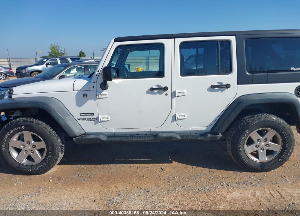2014 JEEP WRANGLER UNLIMITED SPORT VIN: 1C4BJWDG2EL290649
