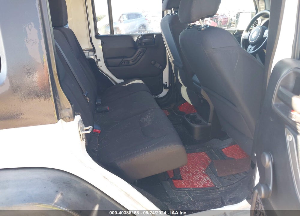 2014 JEEP WRANGLER UNLIMITED SPORT VIN: 1C4BJWDG2EL290649