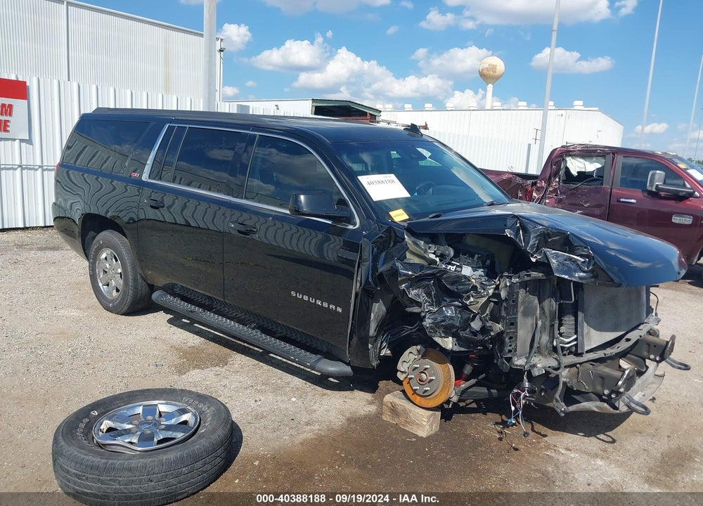 2018 CHEVROLET SUBURBAN LT VIN: 1GNSKHKC4JR139092