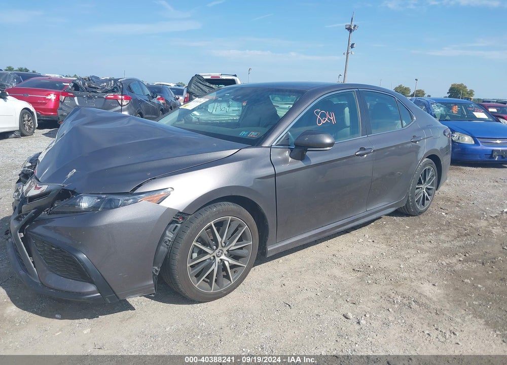 2022 TOYOTA CAMRY SE VIN: 4T1G11AKXNU045587