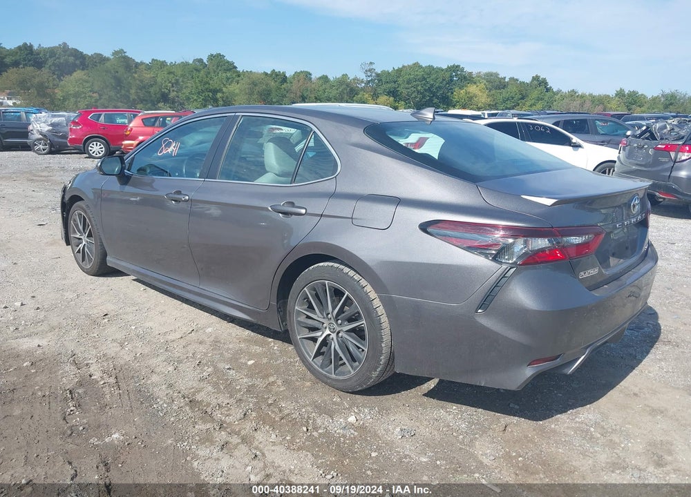 2022 TOYOTA CAMRY SE VIN: 4T1G11AKXNU045587