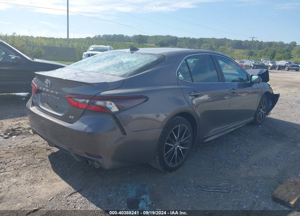 2022 TOYOTA CAMRY SE VIN: 4T1G11AKXNU045587