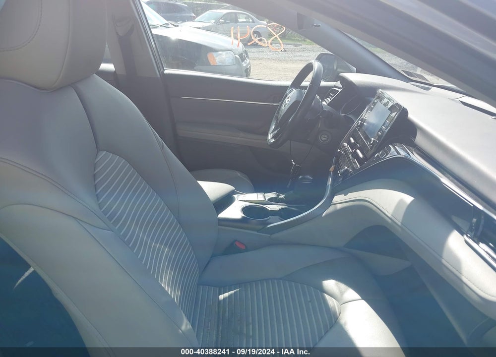 2022 TOYOTA CAMRY SE VIN: 4T1G11AKXNU045587