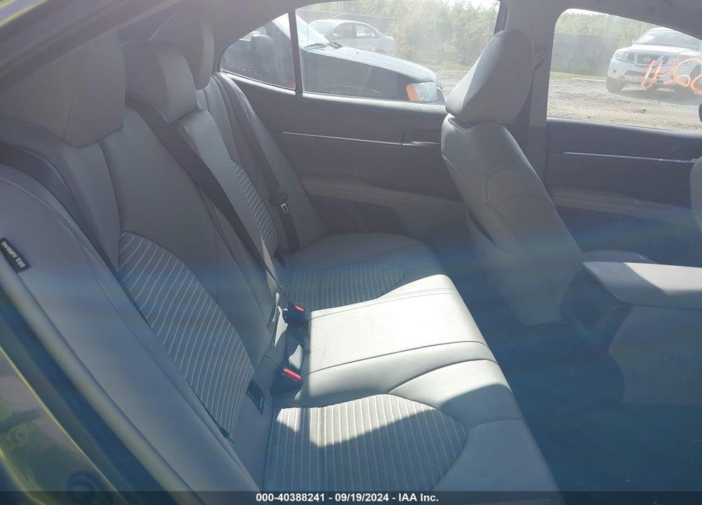 2022 TOYOTA CAMRY SE VIN: 4T1G11AKXNU045587