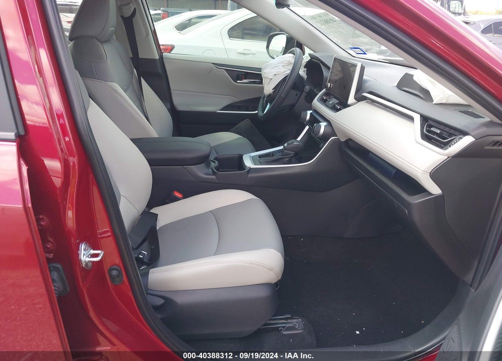 2024 TOYOTA RAV4 XLE PREMIUM VIN: 2T3C1RFV5RW320814