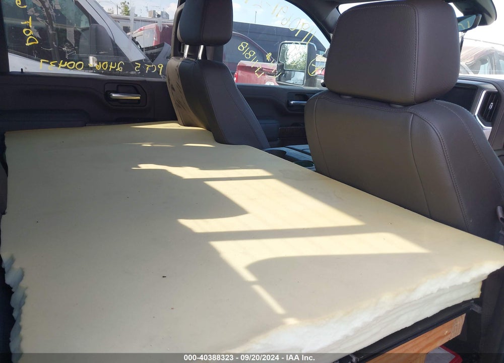2020 GMC SIERRA 2500HD 4WD  STANDARD BED DENALI VIN: 1GT49REY7LF111818