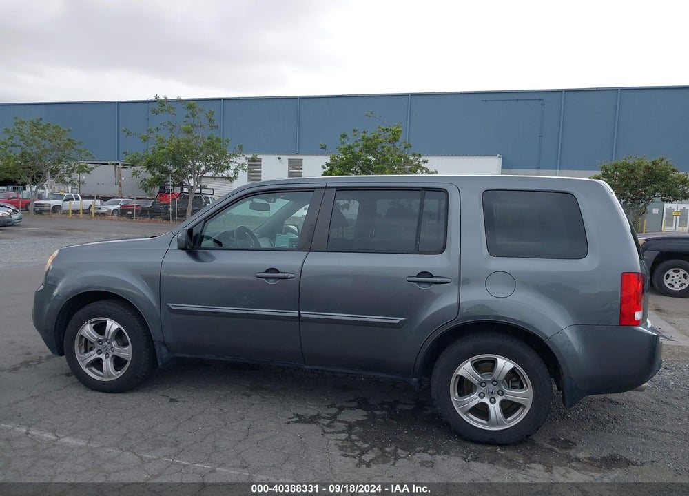 2013 HONDA PILOT EX-L VIN: 5FNYF4H5XDB038657