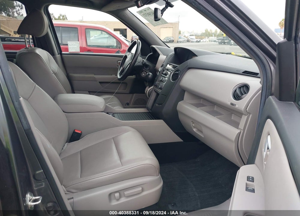 2013 HONDA PILOT EX-L VIN: 5FNYF4H5XDB038657