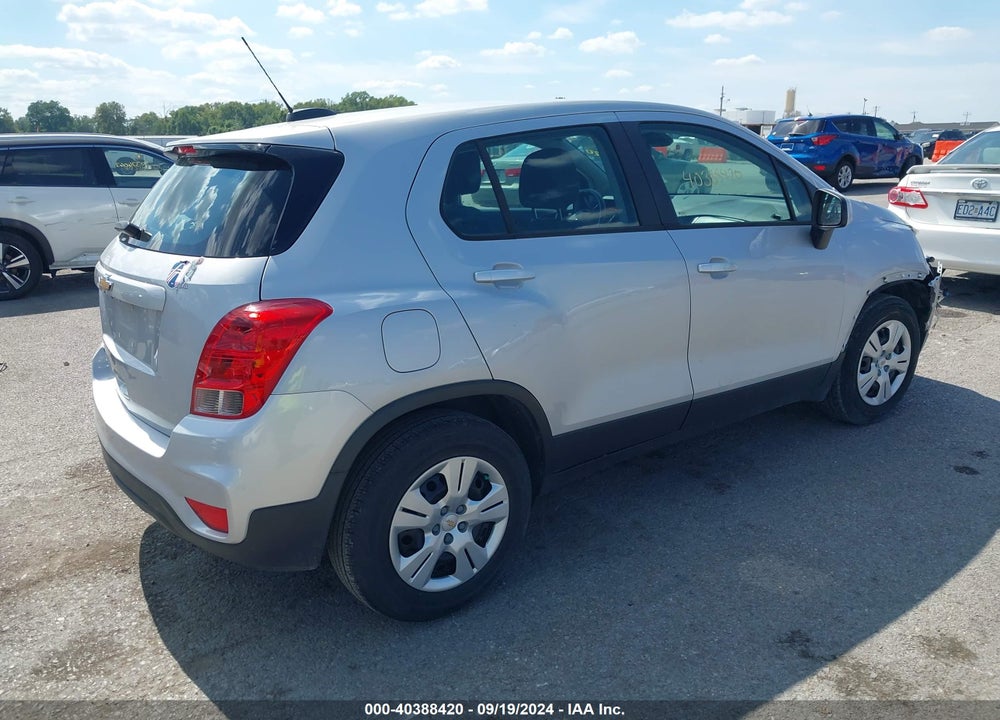 2018 CHEVROLET TRAX LS VIN: 3GNCJKSB0JL213241