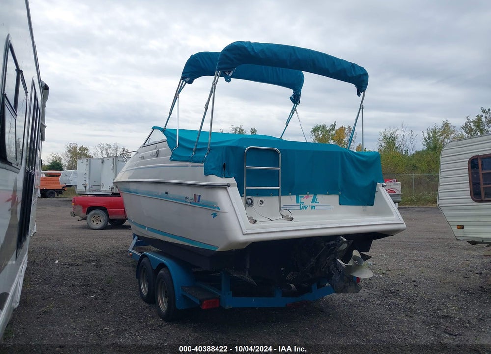 1993 WELLCRAFT OTHER VIN: WELC7242I293