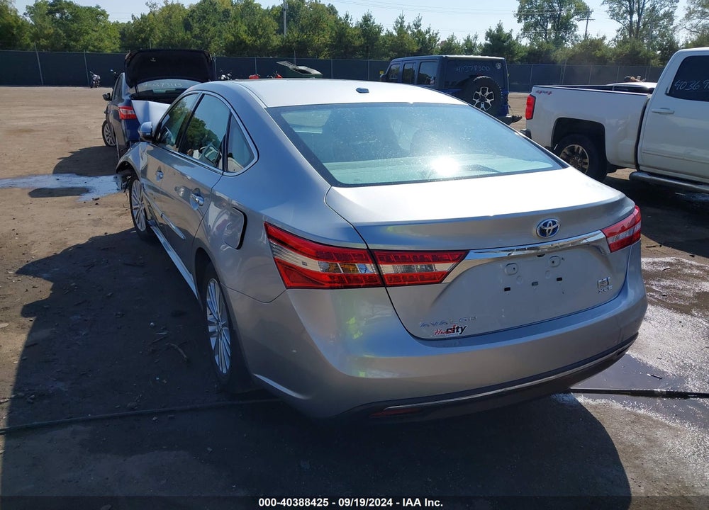 2015 TOYOTA AVALON HYBRID XLE TOURING VIN: 4T1BD1EB2FU045595