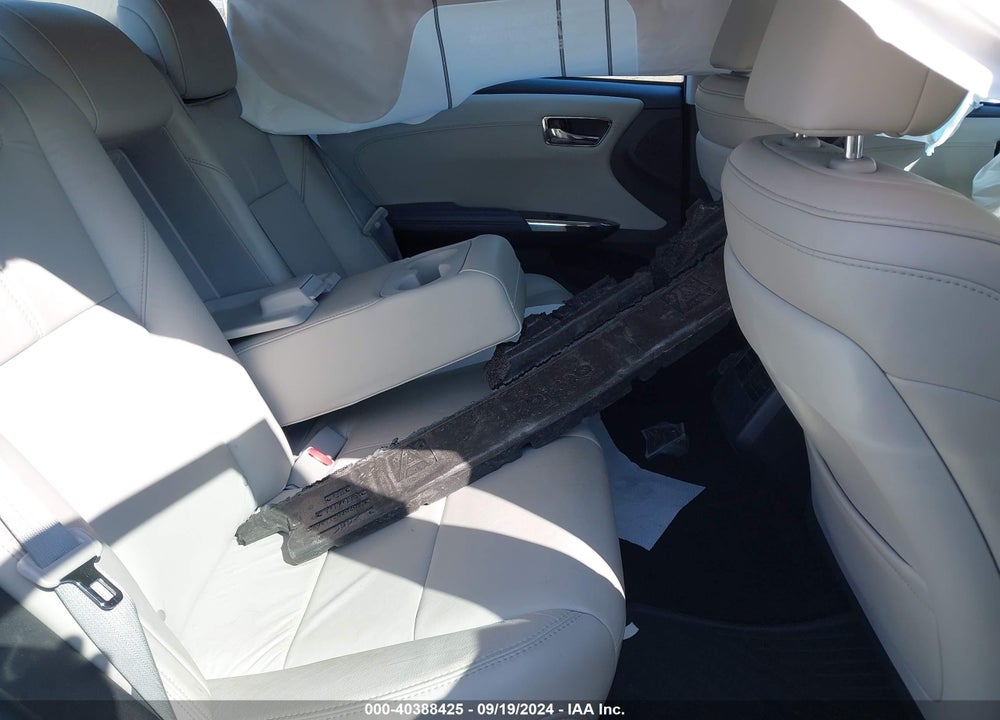 2015 TOYOTA AVALON HYBRID XLE TOURING VIN: 4T1BD1EB2FU045595