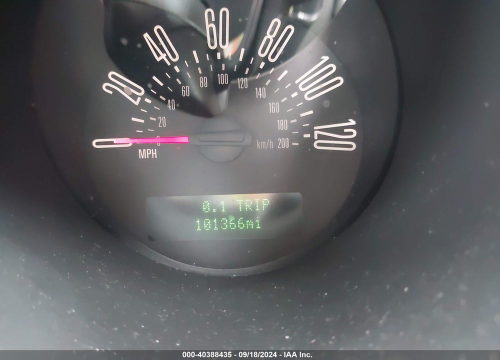 2006 FORD MUSTANG V6 VIN: 1ZVFT84N365125427