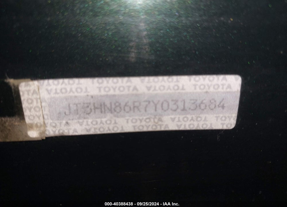 2000 TOYOTA 4RUNNER SR5 V6 VIN: JT3HN86R7Y0313684