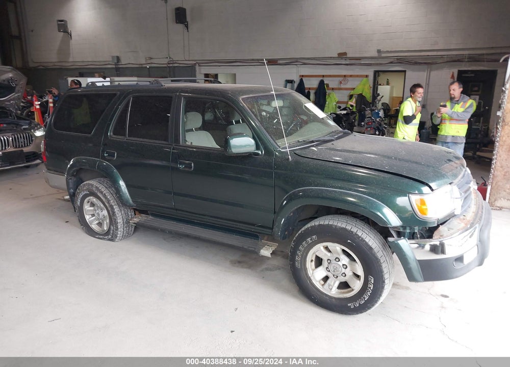 2000 TOYOTA 4RUNNER SR5 V6 VIN: JT3HN86R7Y0313684
