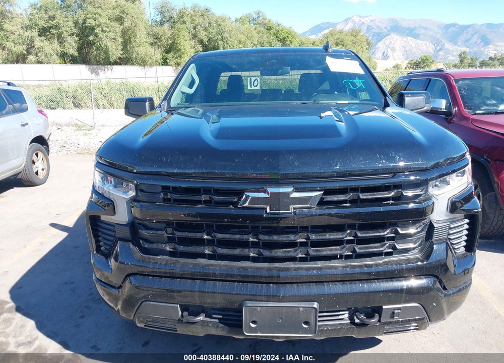 2024 CHEVROLET SILVERADO 1500 4WD SHORT BED RST VIN: 1GCUDEE89RZ113004