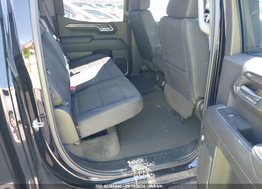 2024 CHEVROLET SILVERADO 1500 4WD SHORT BED RST VIN: 1GCUDEE89RZ113004