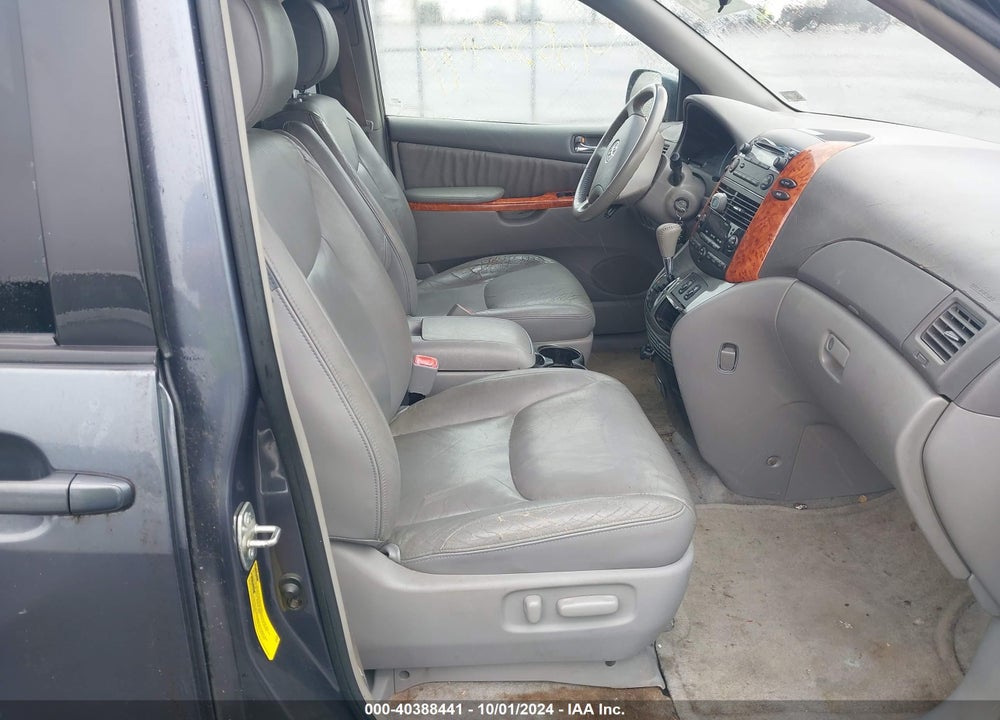 2006 TOYOTA SIENNA XLE VIN: 5TDZA22C86S439623