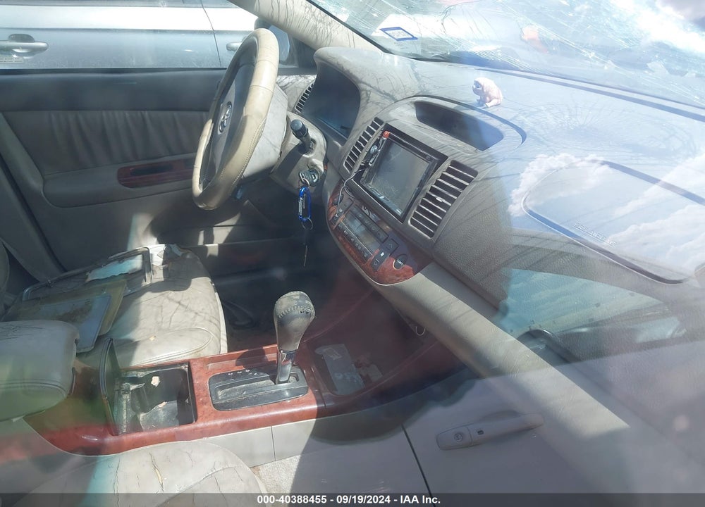 2004 TOYOTA CAMRY XLE V6 VIN: 4T1BF30K54U078696