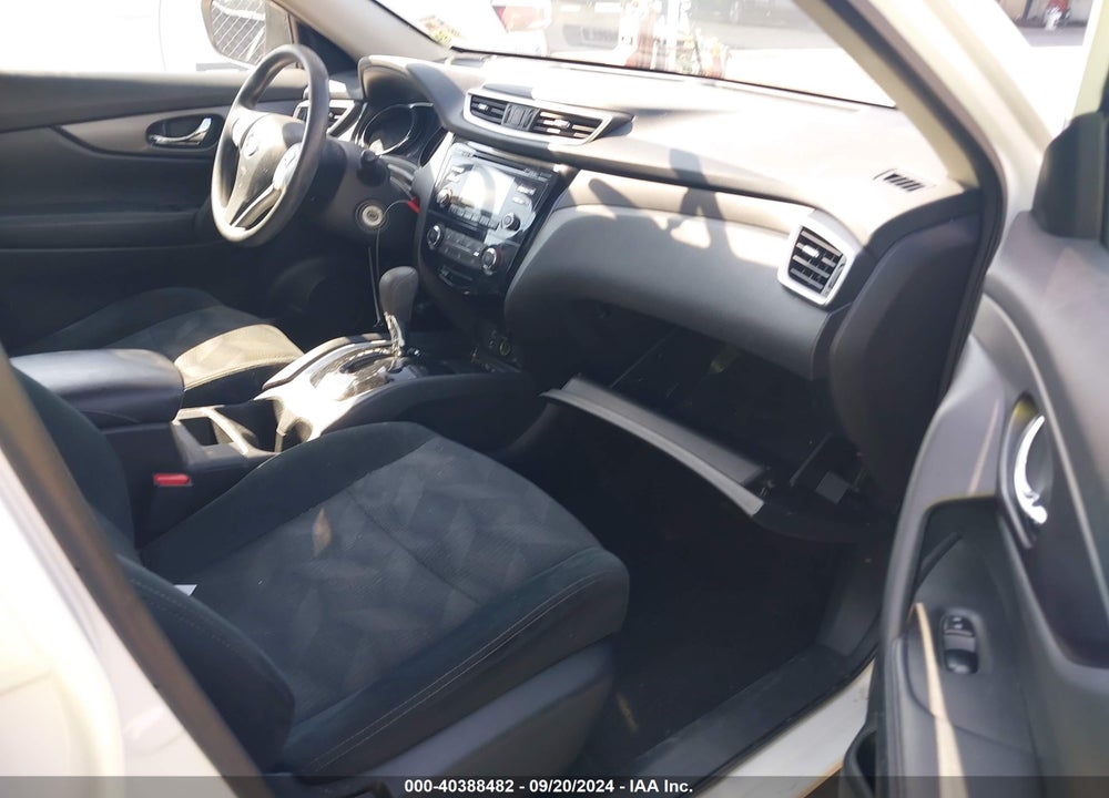 2016 NISSAN ROGUE S VIN: 5N1AT2MT9GC918913
