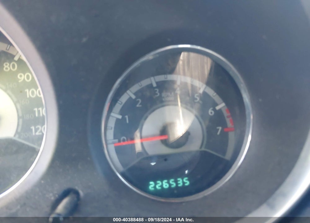 2012 CHRYSLER 200 LX VIN: 1C3CCBAB1CN201580