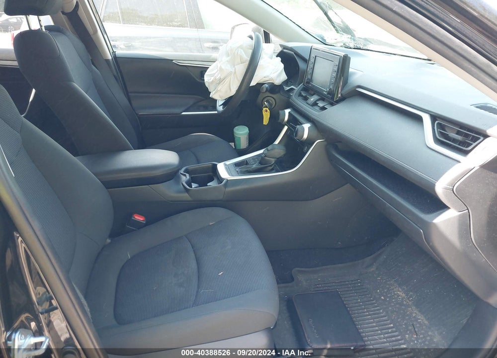 2020 TOYOTA RAV4 LE VIN: JTMG1RFV5LD061537