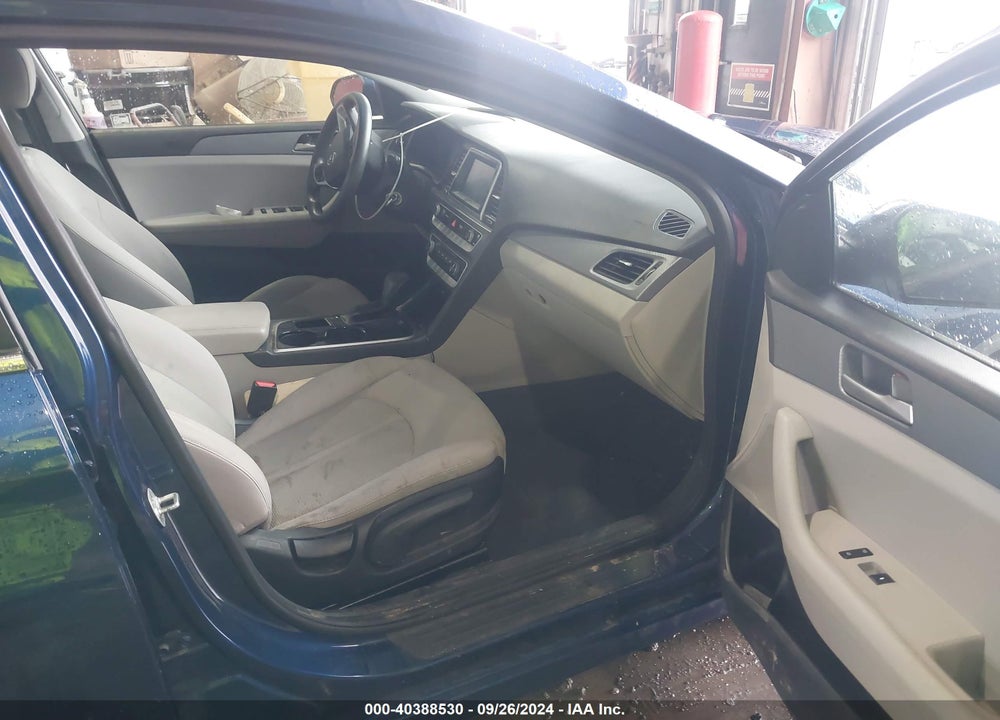 2018 HYUNDAI SONATA SE VIN: 5NPE24AF2JH639818
