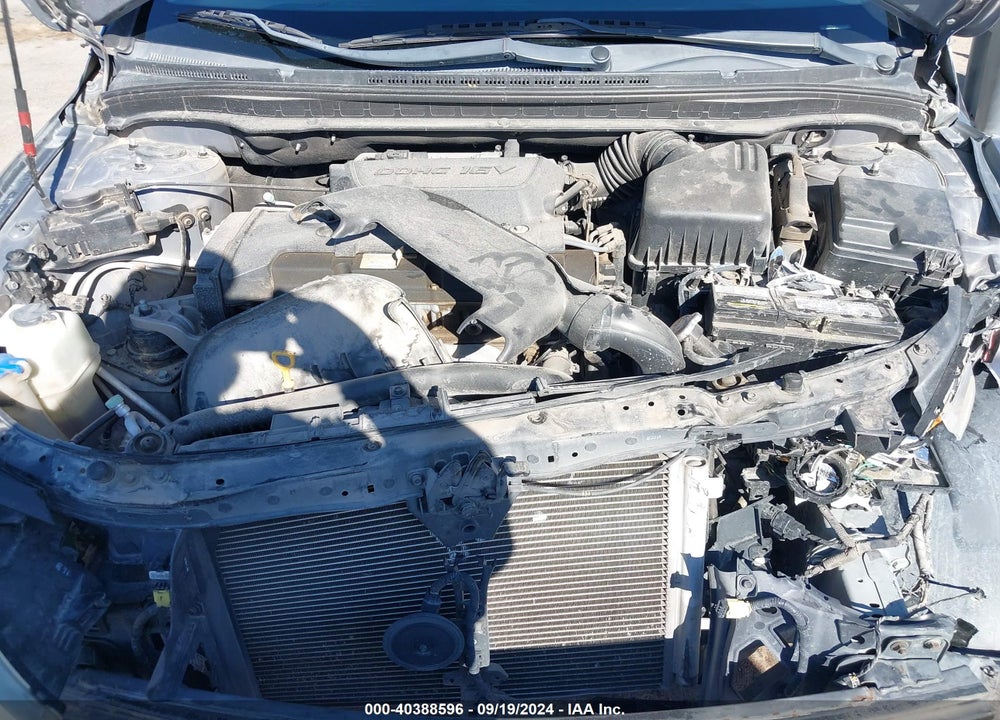 2011 HYUNDAI ELANTRA TOURING GLS VIN: KMHDC8AE4BU105505